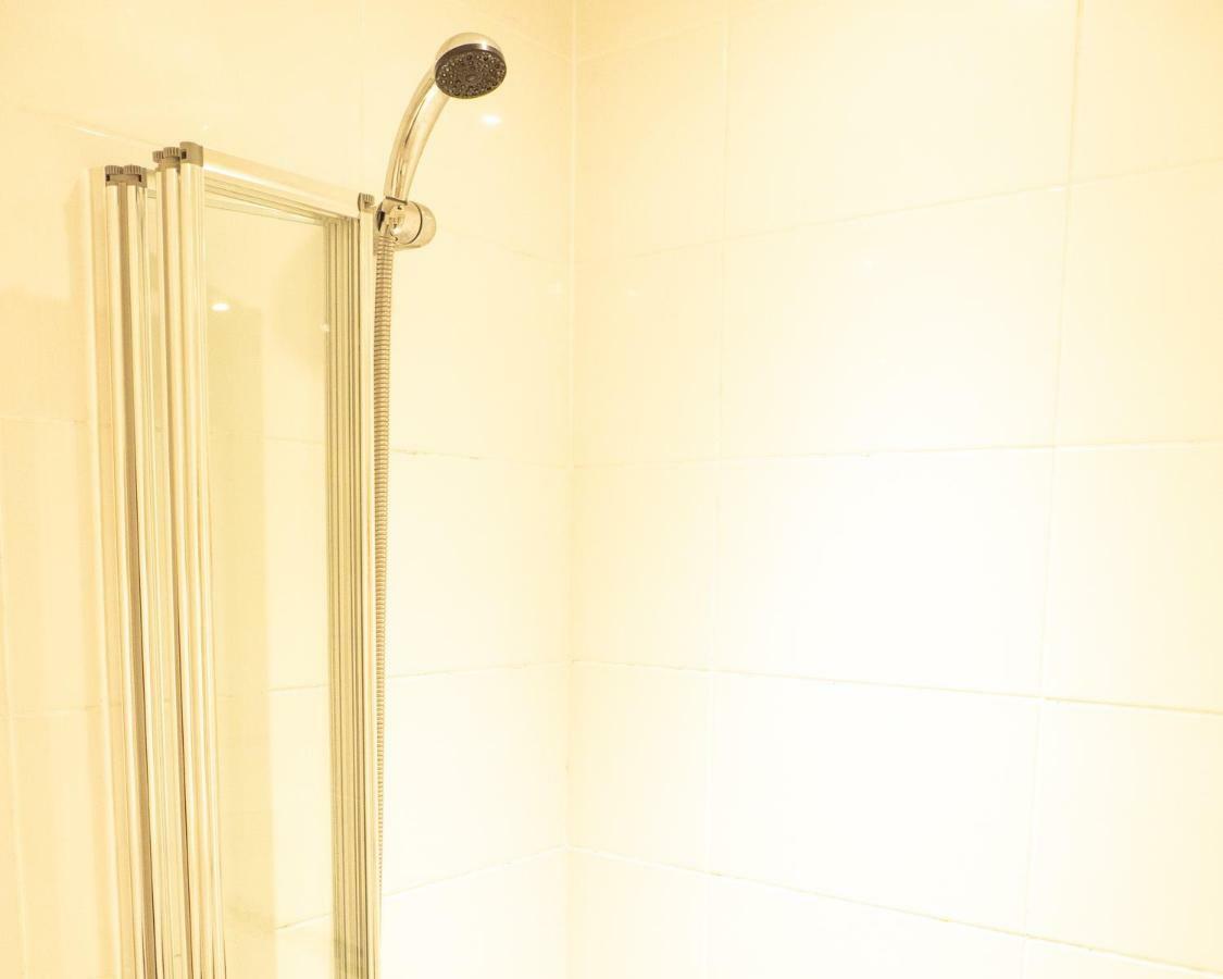 2 Ringles Place Uckfield Ngoại thất bức ảnh